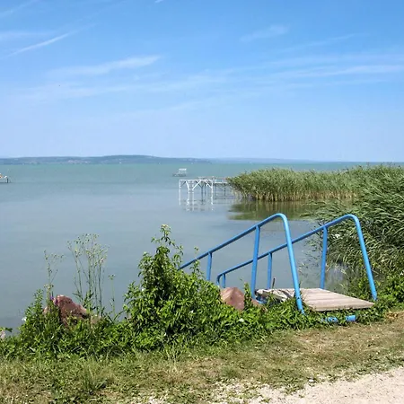 Caesar Mit Terrasse- Nahe Dem Balaton By Interhome Apartmán
