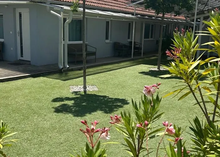 Caesar Mit Terrasse- Nahe Dem Balaton By Interhome Lejlighed Siófok